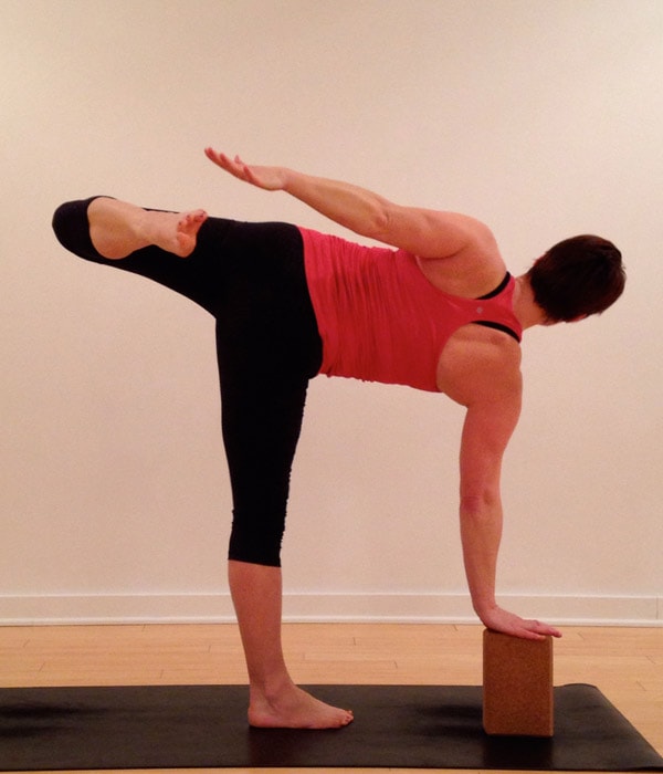 ardha-chandrasana